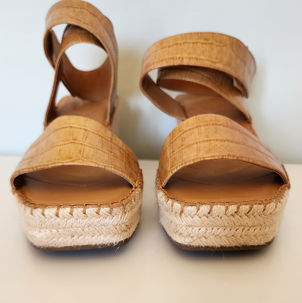 Franco Sarto Carezza Ankle Wrap Eapadrille Wedge Sandals Size 10 - Picture 5 of 11